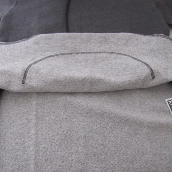 Kith Gray Distressed Kangaroo Pocket Short Sleeve Side Zipper Hoodie - Picture 2 of 10